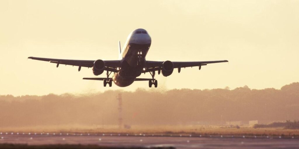 Arrivals at Lufthansa Heathrow Terminal 