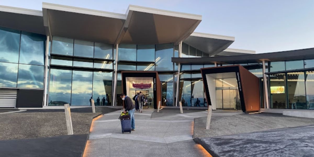 New Plymouth Airport